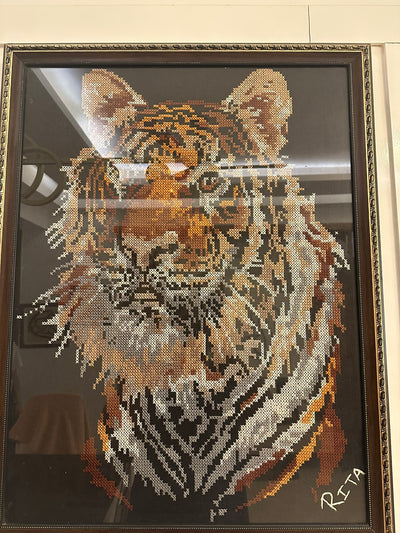 Gorgeous Vintage Tapestry Picture of a Tiger Head Study, Beautiful Condition