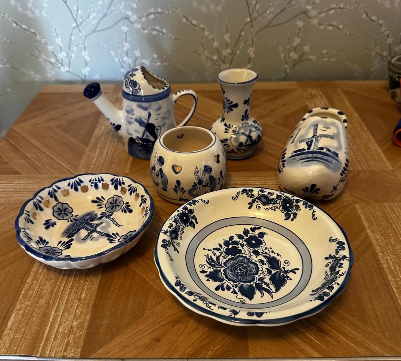 Delft Blue Holland Dutch Hand Painted Porcelain Collection U Pick Vintage Delft Collectibles